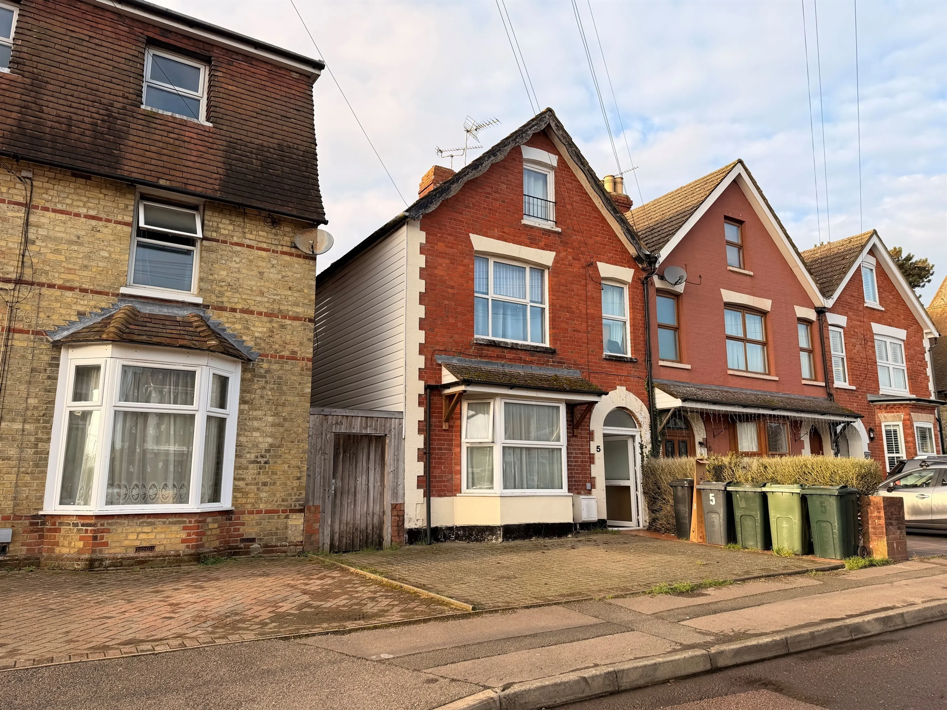 Property photo 0