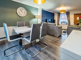 Foxglove Close, Kingswood, Hull thumb 3