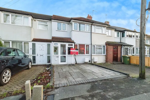 Elm Park Avenue, Hornchurch, RM12