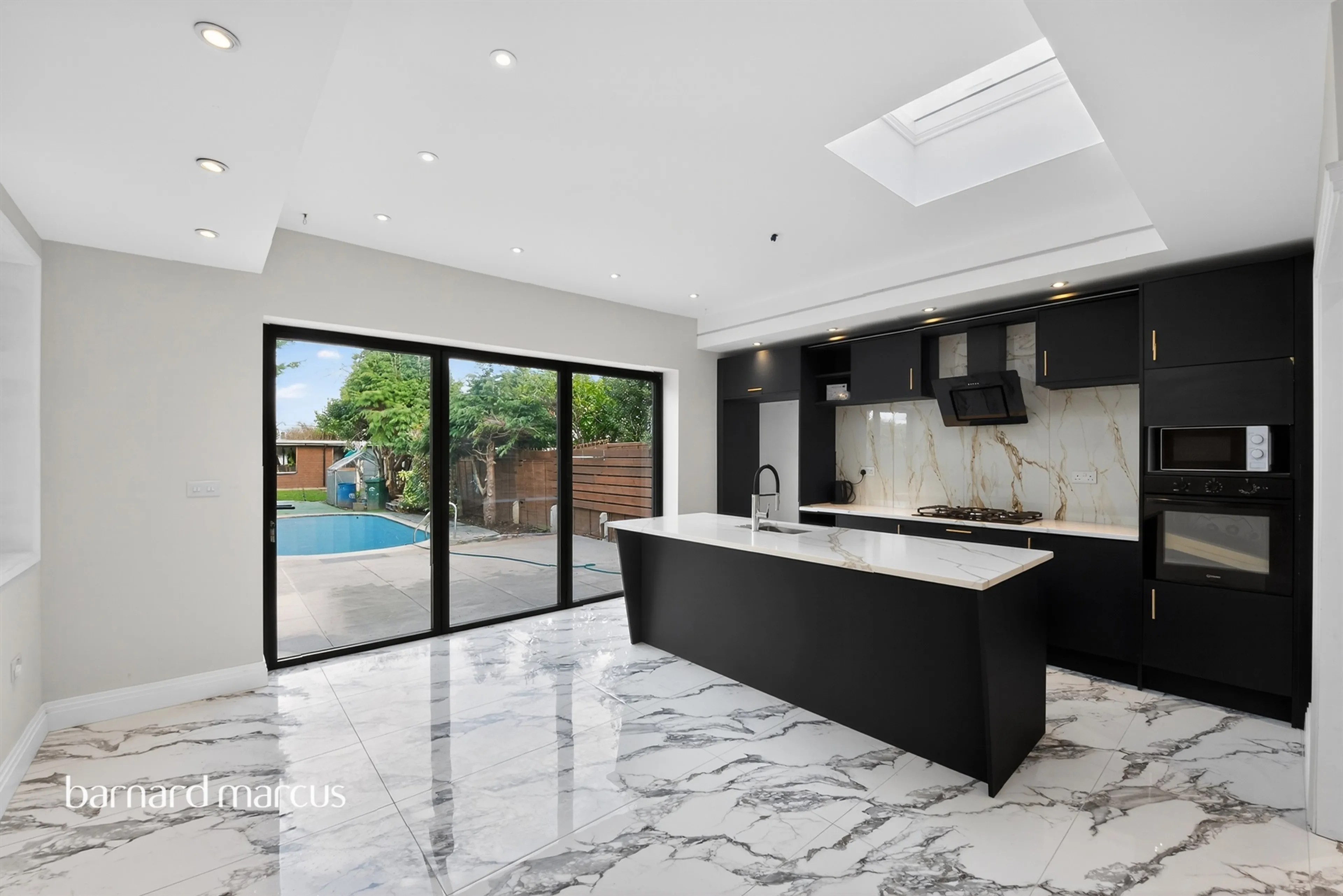 Property at Feltham Hill Road, Ashford