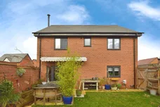 Garner Lane, Glebe Farm, MILTON KEYNES