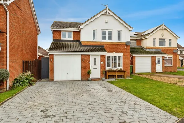Chaldron Way, Eaglescliffe, Stockton-...