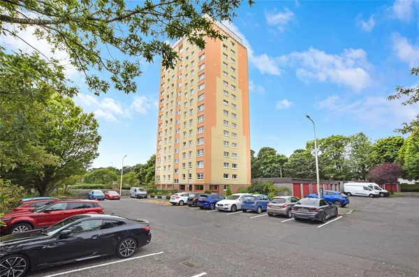 Raeburn Heights, Glenrothes, Fife, KY6