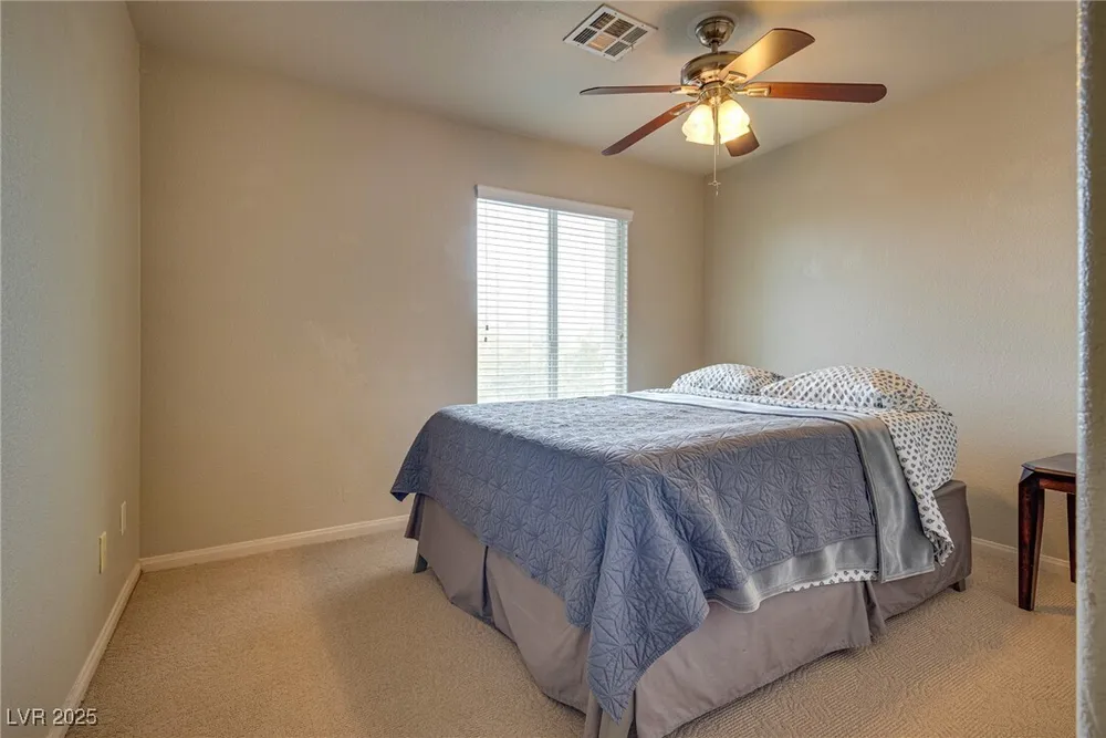 3716 Honey Crest Dr, Las Vegas, NV 89135
