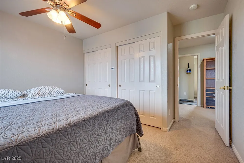 3716 Honey Crest Dr, Las Vegas, NV 89135