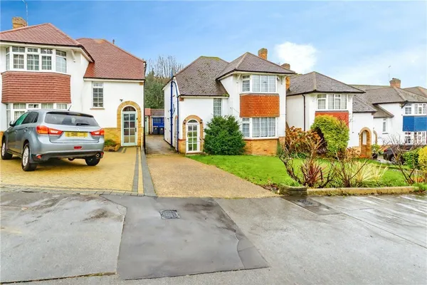 Raglan Court, South Croydon, CR2