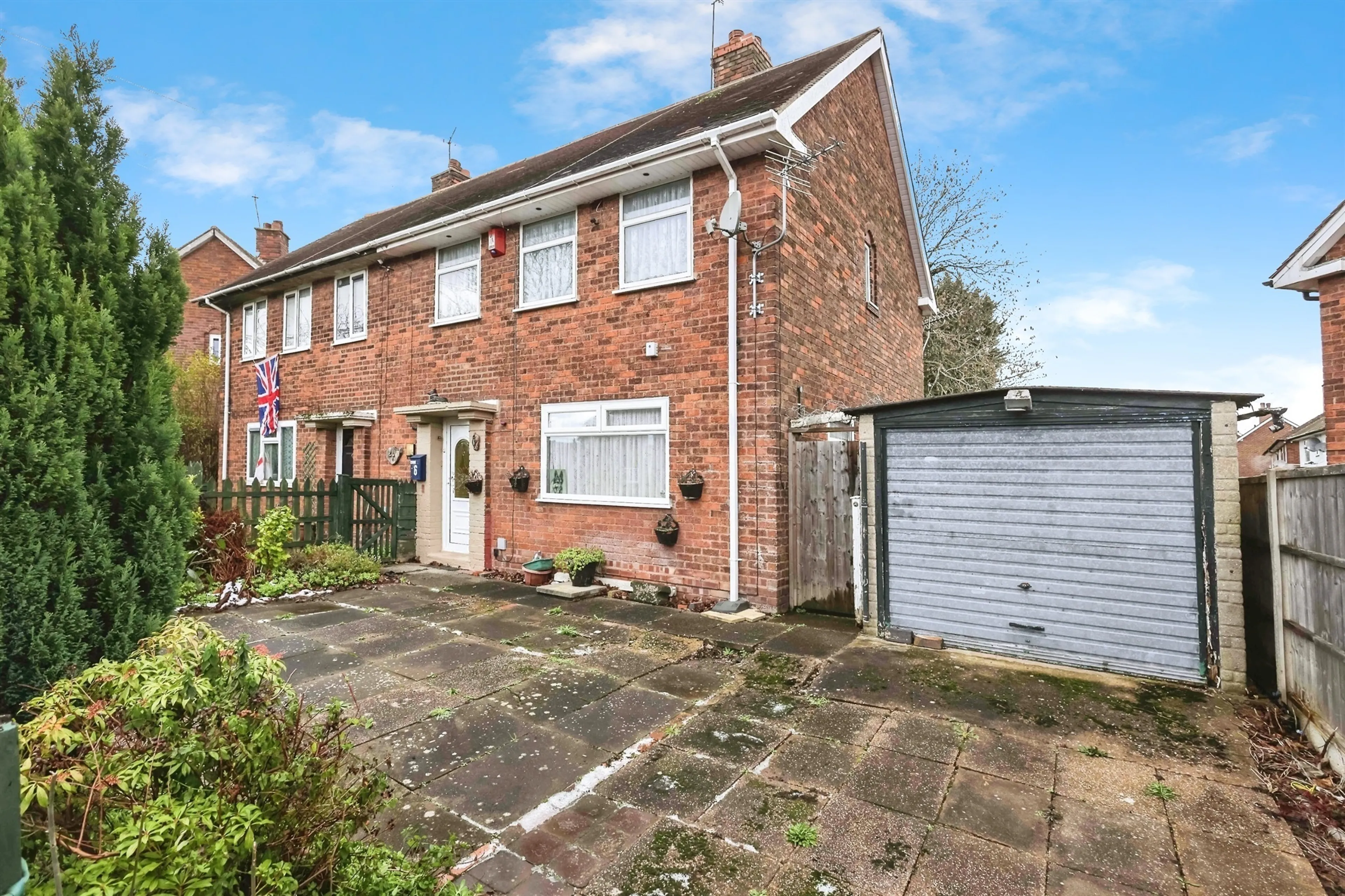 Property photo 0