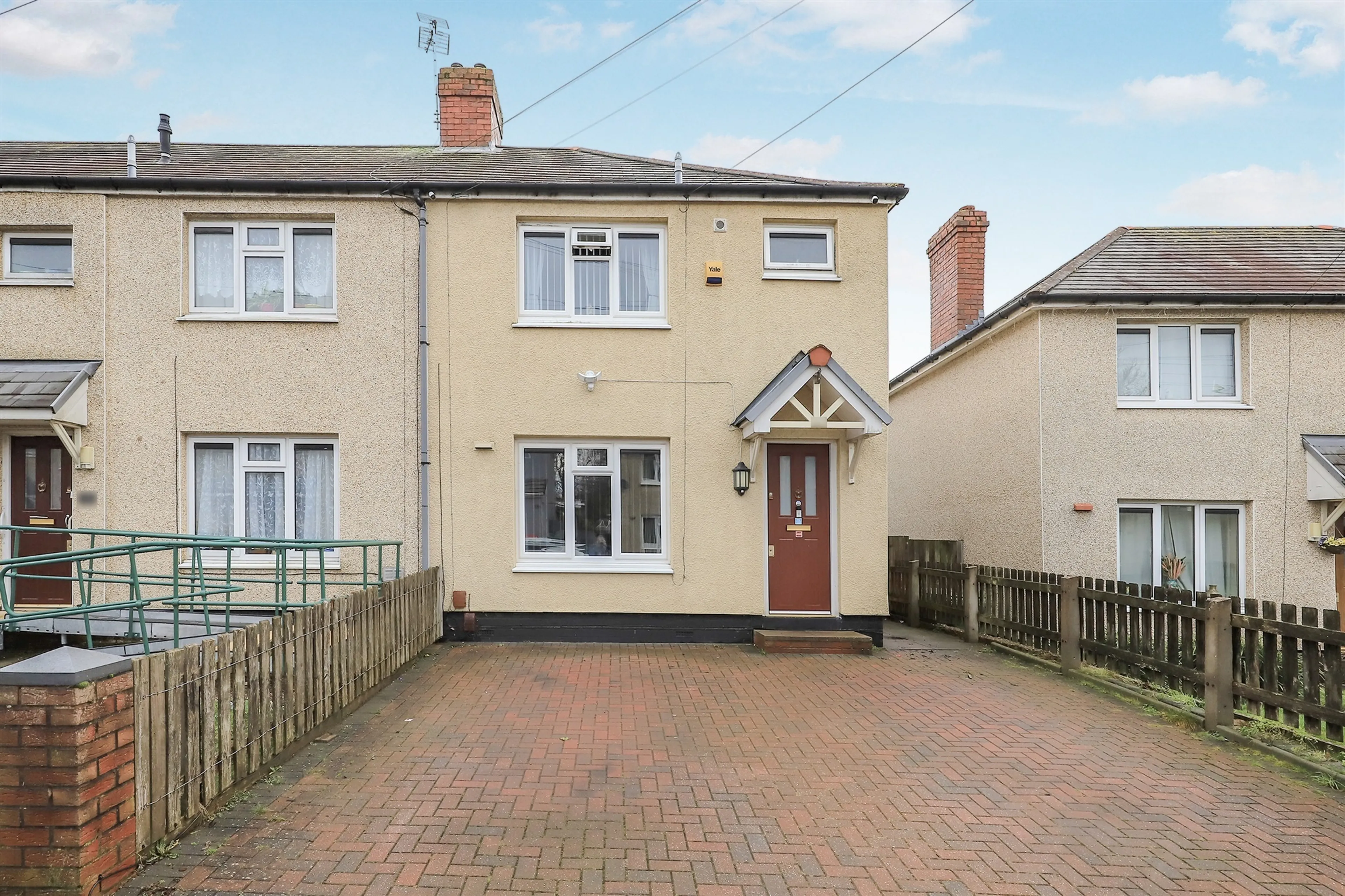 Property photo 0
