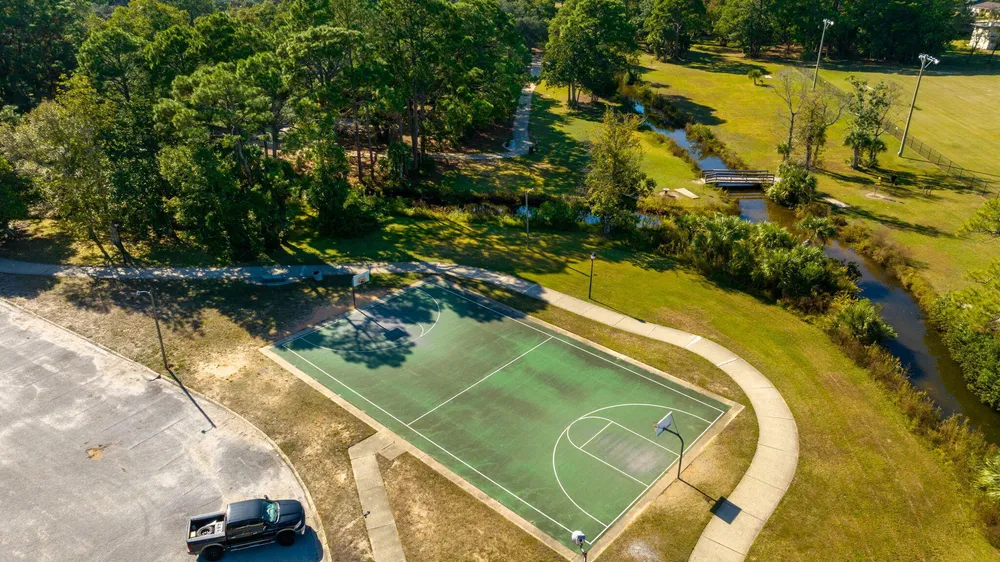 342 Hollywood Blvd SE, Fort Walton Beach, FL 32548