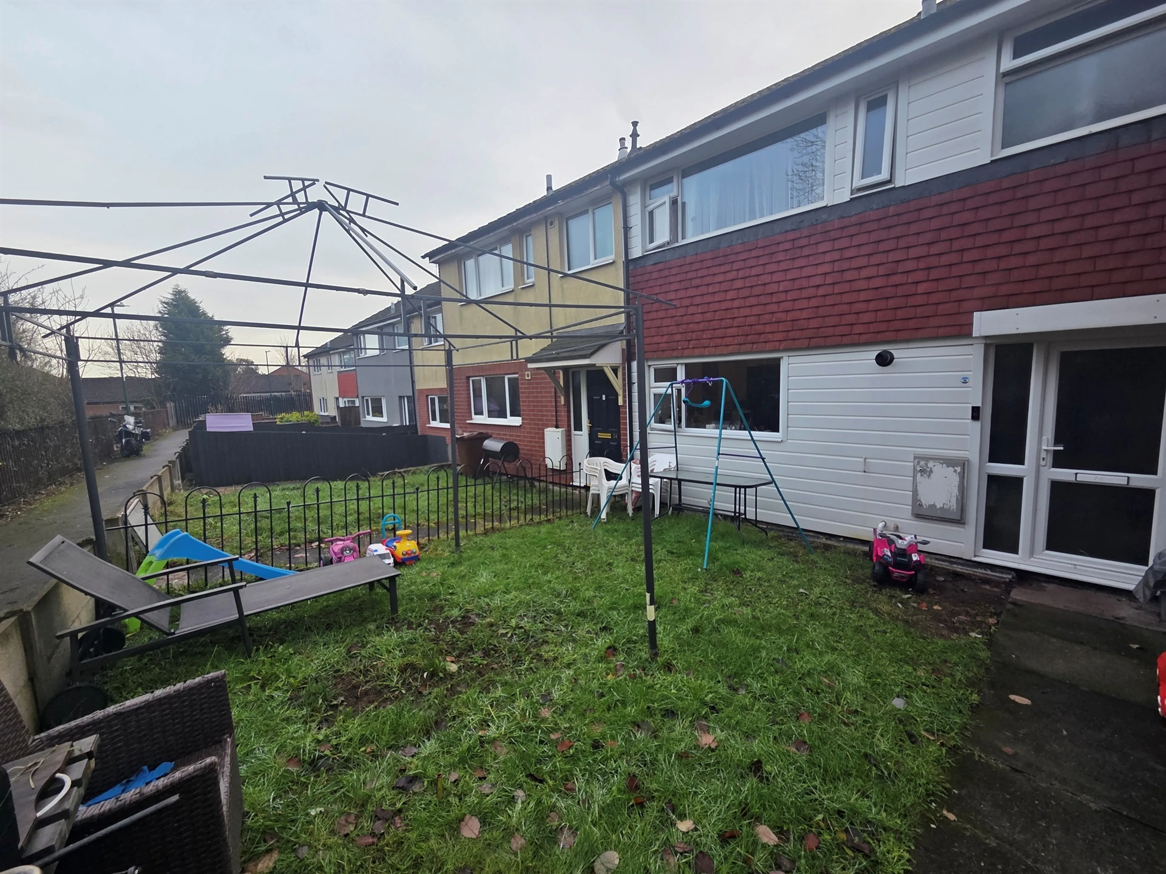 Property photo 0