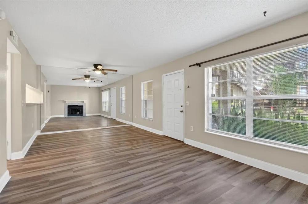 14319 Hanging Moss Circle, Tampa, FL 33613