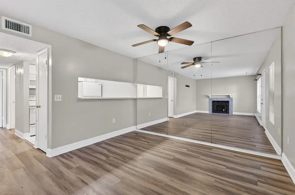 14319 Hanging Moss Circle, Tampa, FL 33613