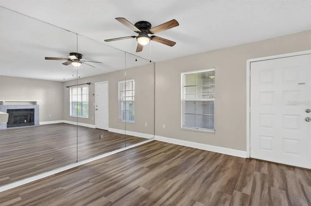 14319 Hanging Moss Circle, Tampa, FL 33613