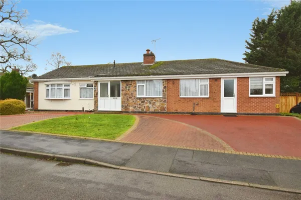 Walnut Close, Oadby, Leicester, Leice...