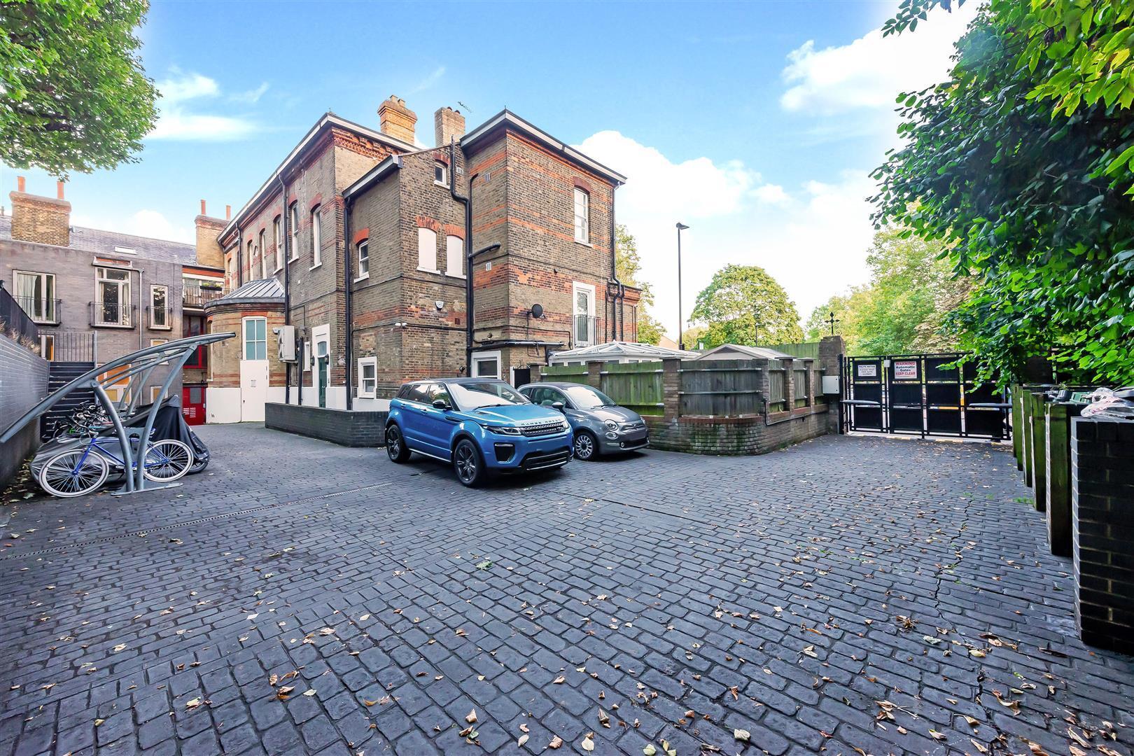 St. John's Way, London Image 16