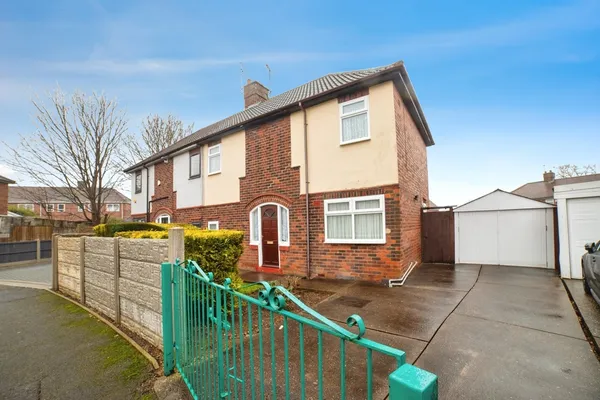 Brown Crescent, Sutton-in-Ashfield, N...