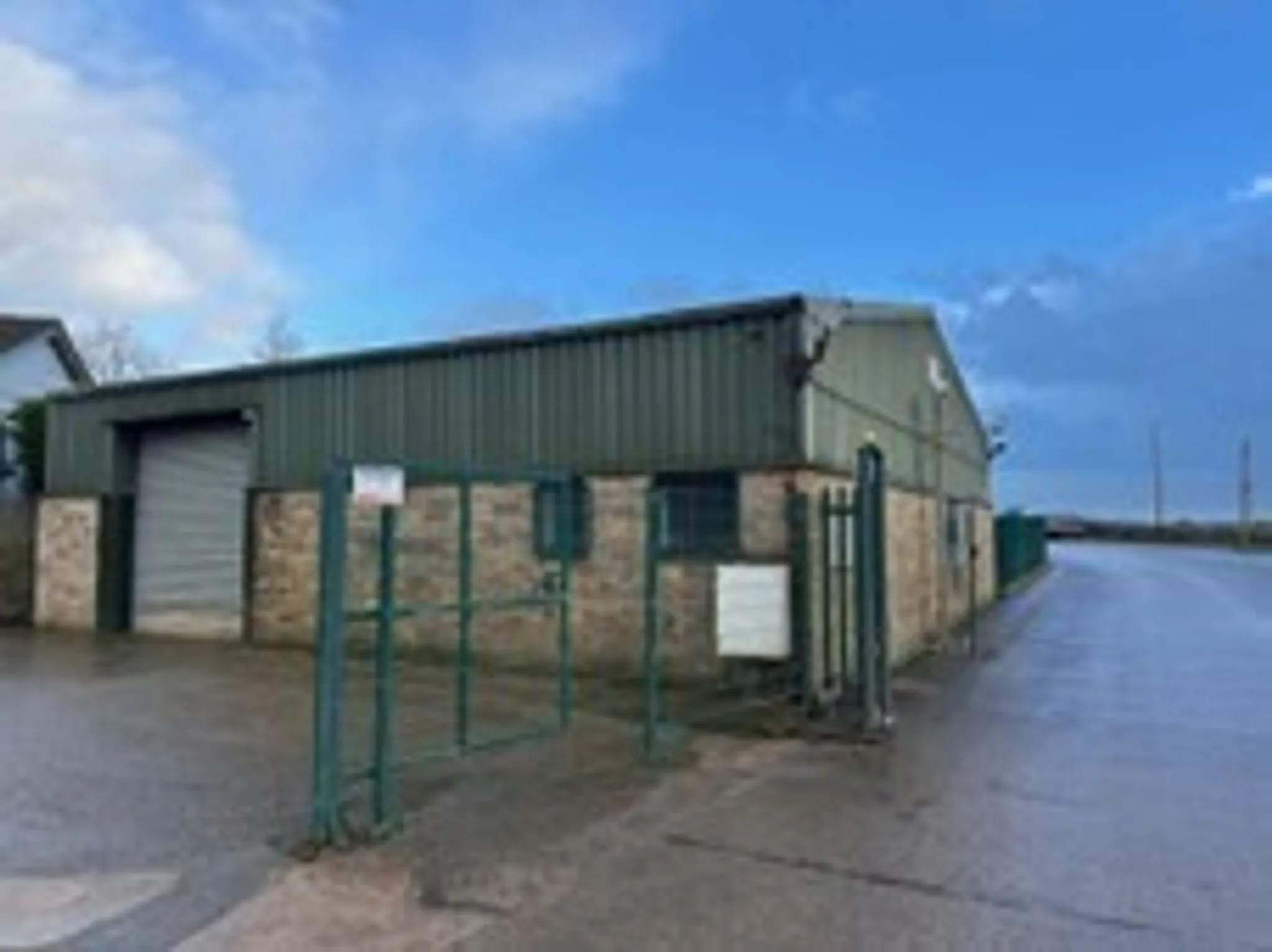 https://mr0.homeflow-assets.co.uk/files/photo/image/46604/0386/_x_/7ada34c1-61a1-4c6c-b674-a568a4c230d0_web.jpg