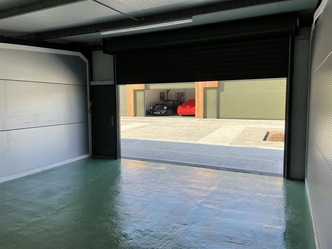 https://mr0.homeflow-assets.co.uk/files/photo/image/46604/3601/_x_/tcMBWLPaV0i0nybf6p2fJQ.jpg