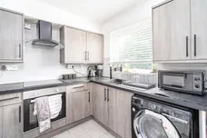 Clyfton Close, BROXBOURNE