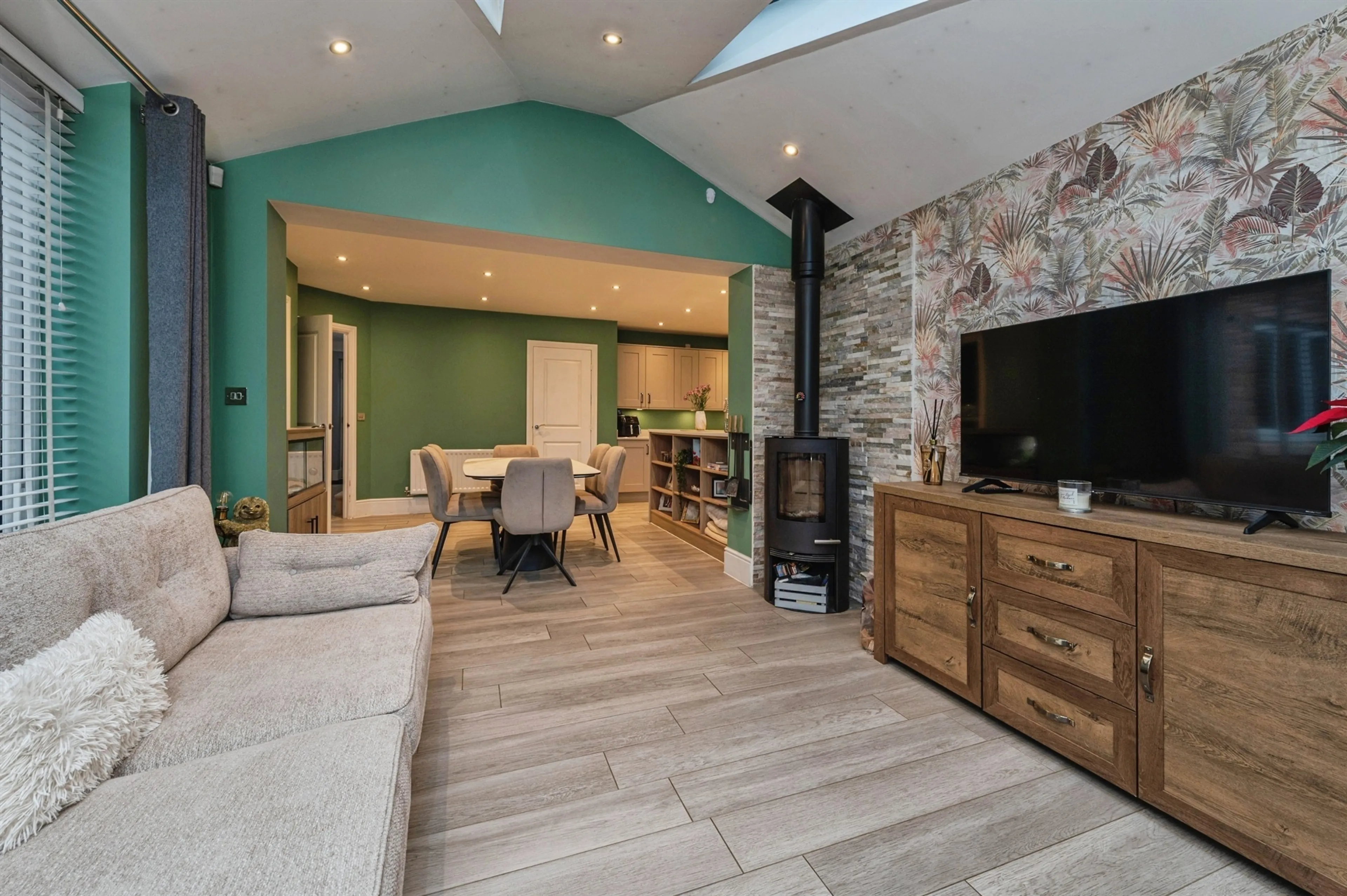 Property at Willow Gardens, Scissett, Huddersfield