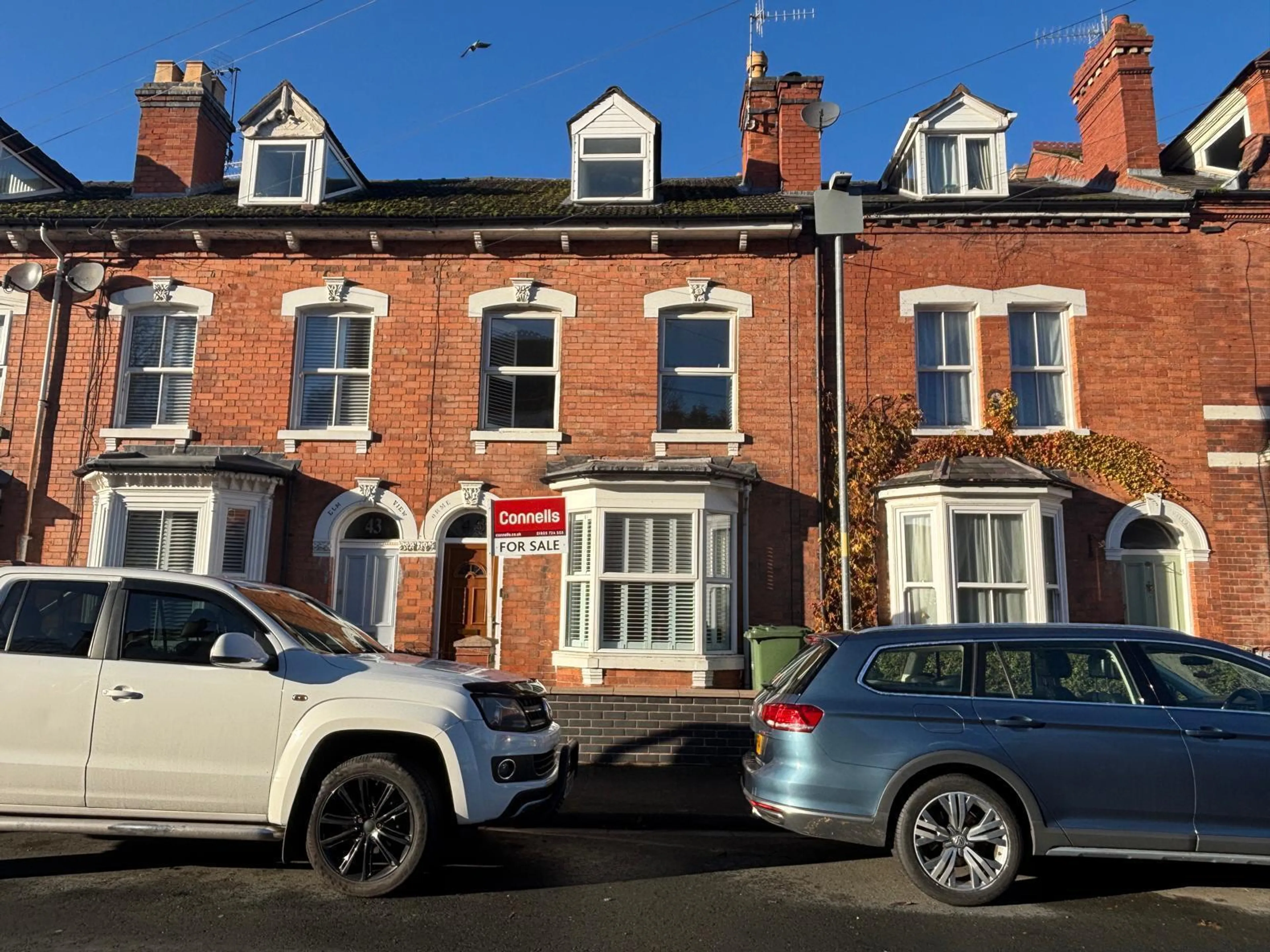 Property photo 0