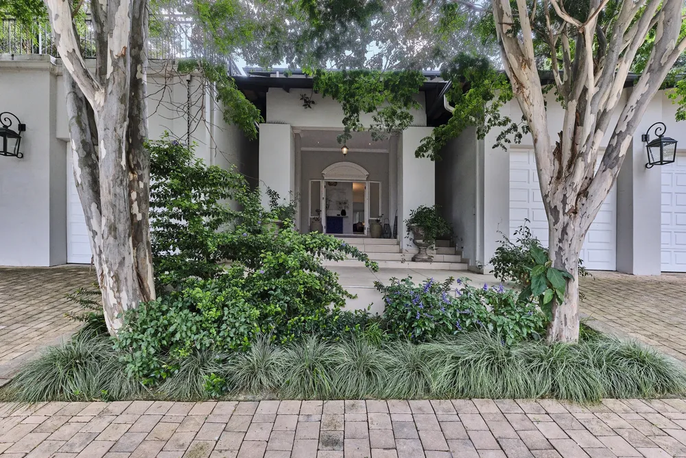 South Africa, Gauteng, Eagle Canyon Golf Estate, Bellerieve Crescent, 317