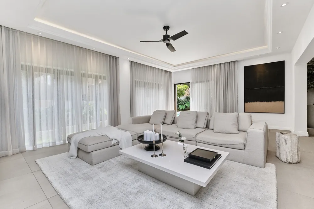 South Africa, Gauteng, Eagle Canyon Golf Estate, Bellerieve Crescent, 317