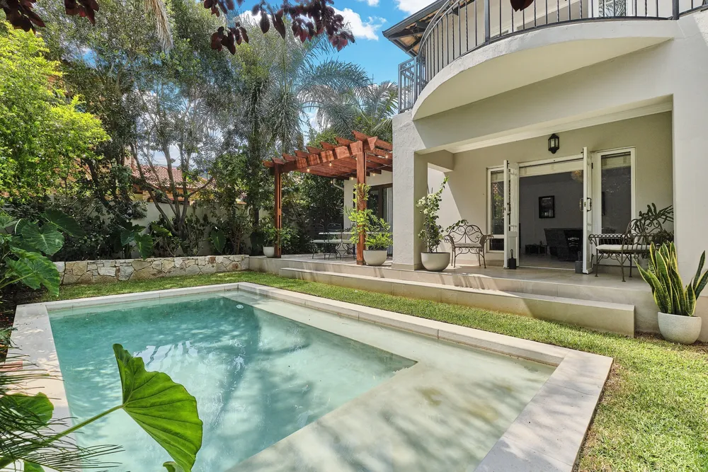 South Africa, Gauteng, Eagle Canyon Golf Estate, Bellerieve Crescent, 317
