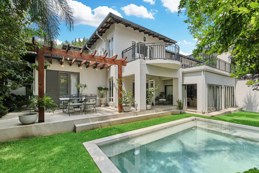 South Africa, Gauteng, Eagle Canyon Golf Estate, Bellerieve Crescent, 317
