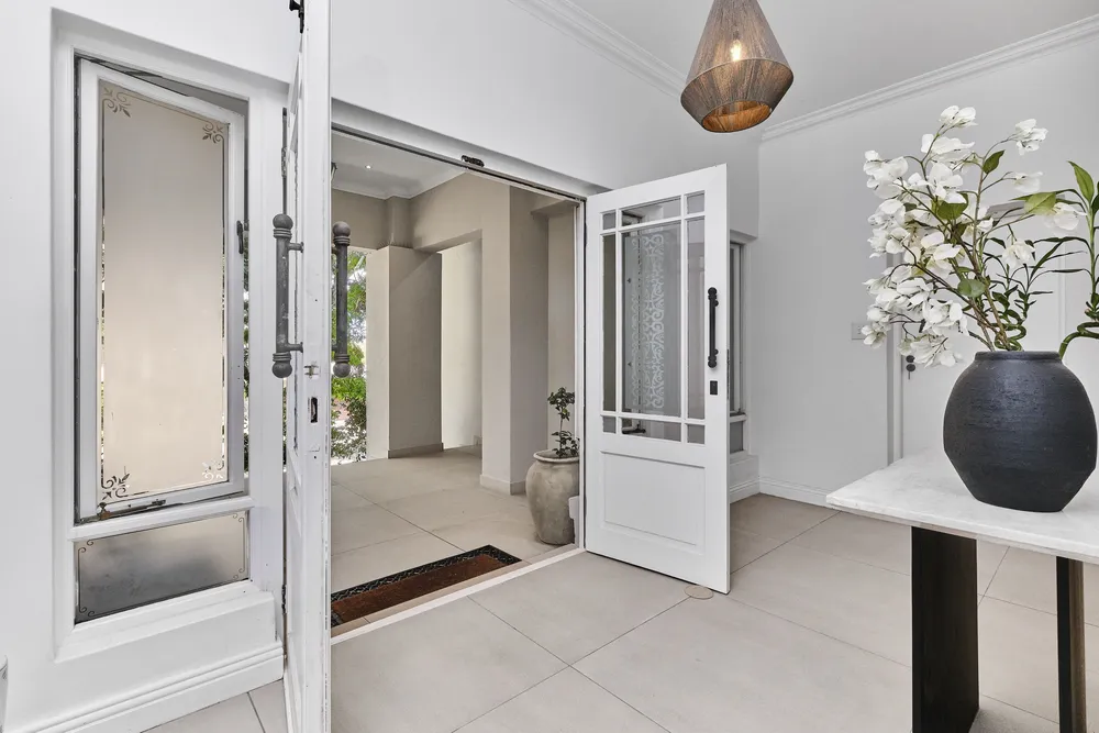 South Africa, Gauteng, Eagle Canyon Golf Estate, Bellerieve Crescent, 317