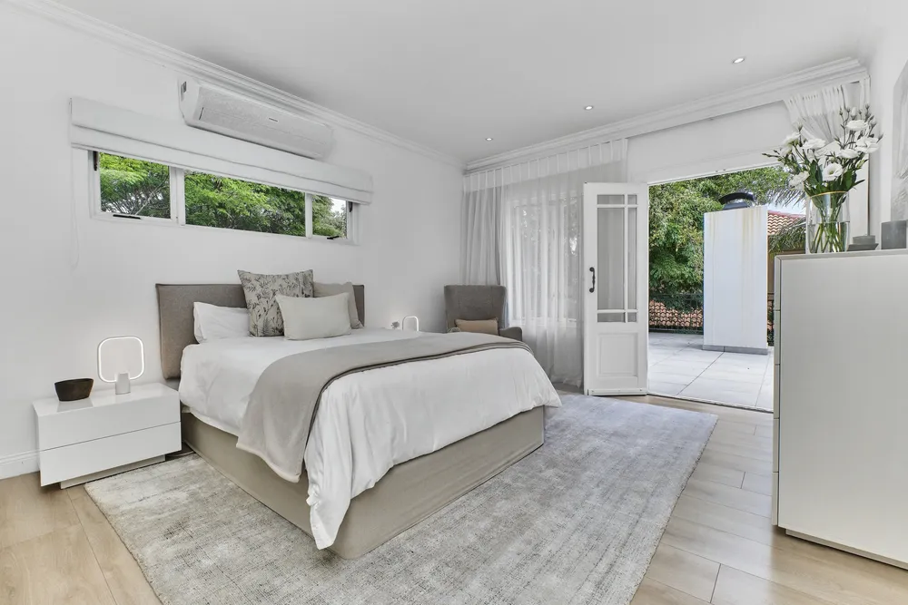 South Africa, Gauteng, Eagle Canyon Golf Estate, Bellerieve Crescent, 317