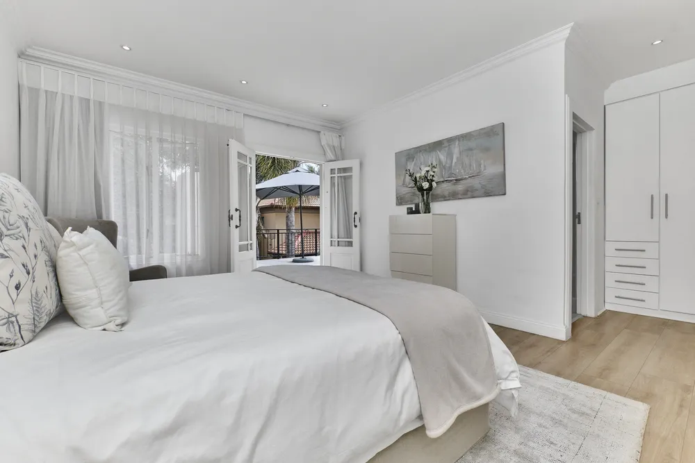 South Africa, Gauteng, Eagle Canyon Golf Estate, Bellerieve Crescent, 317