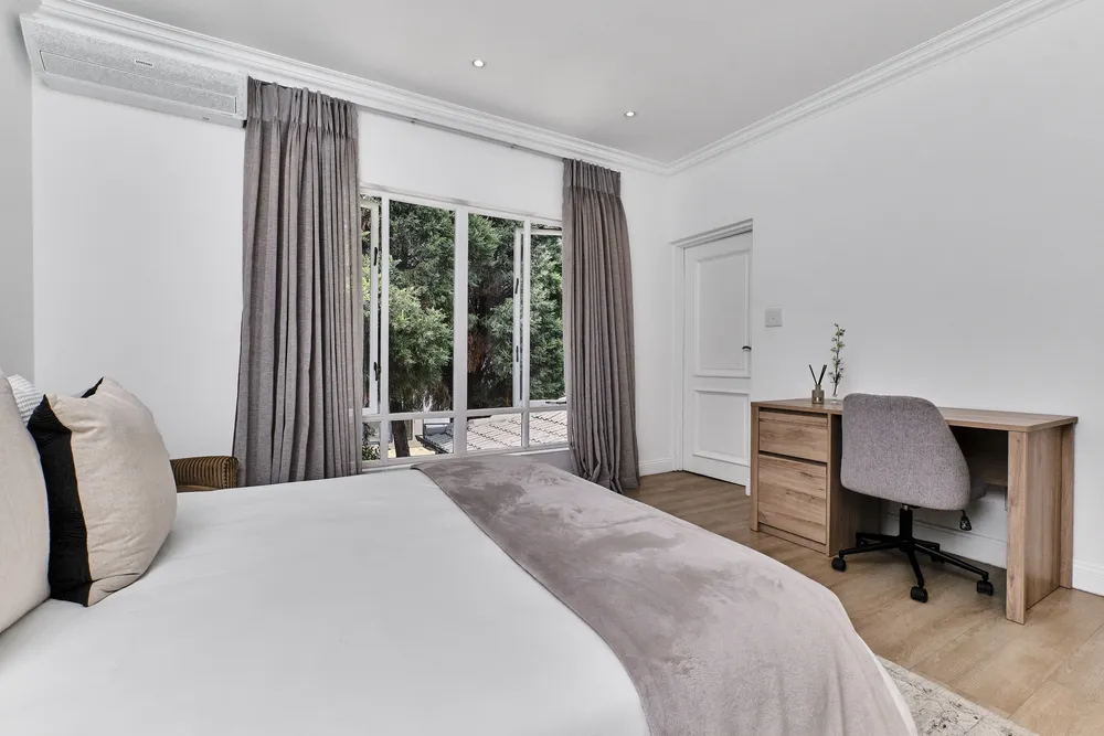 South Africa, Gauteng, Eagle Canyon Golf Estate, Bellerieve Crescent, 317