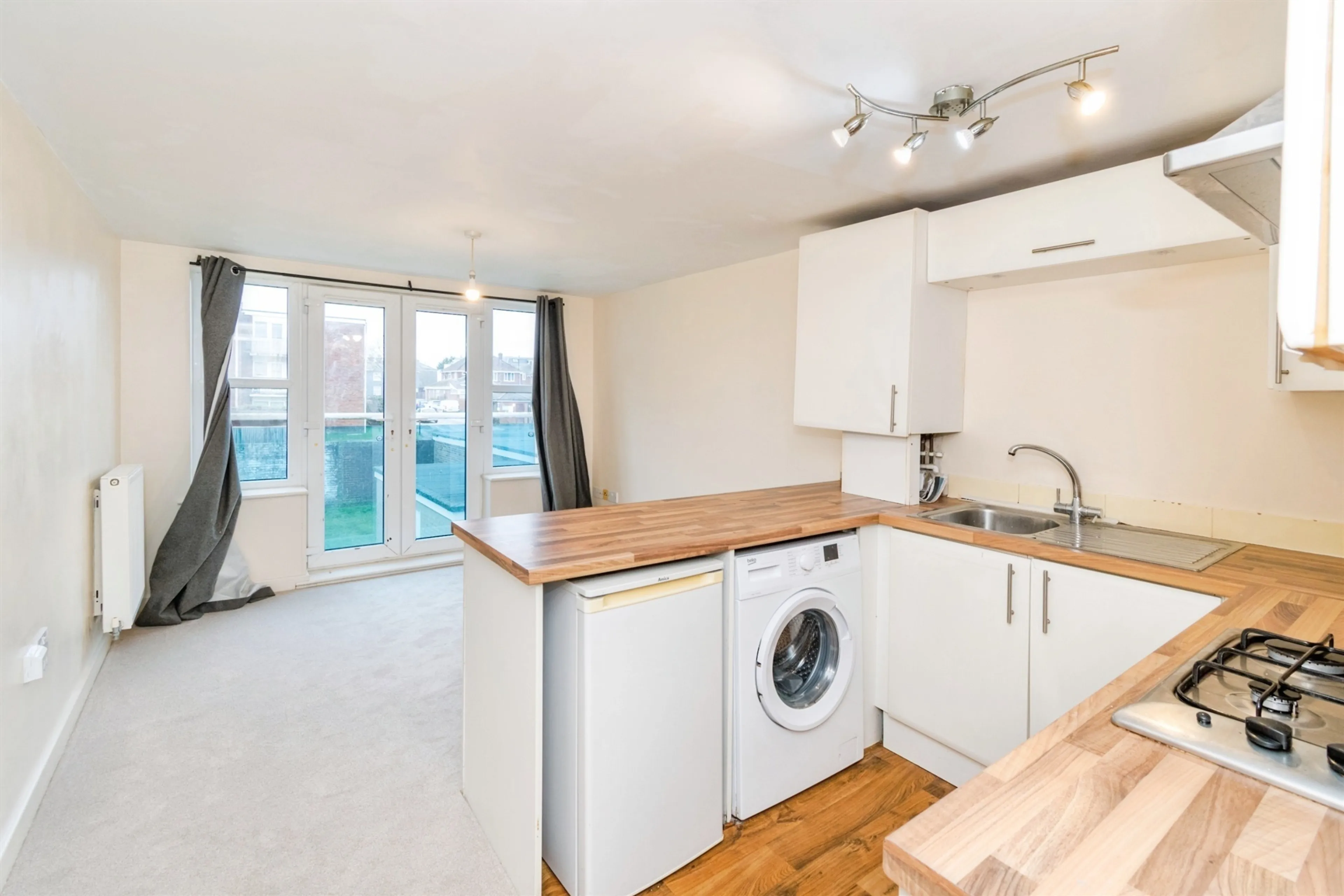 Property at Millbrook Road East, Southampton