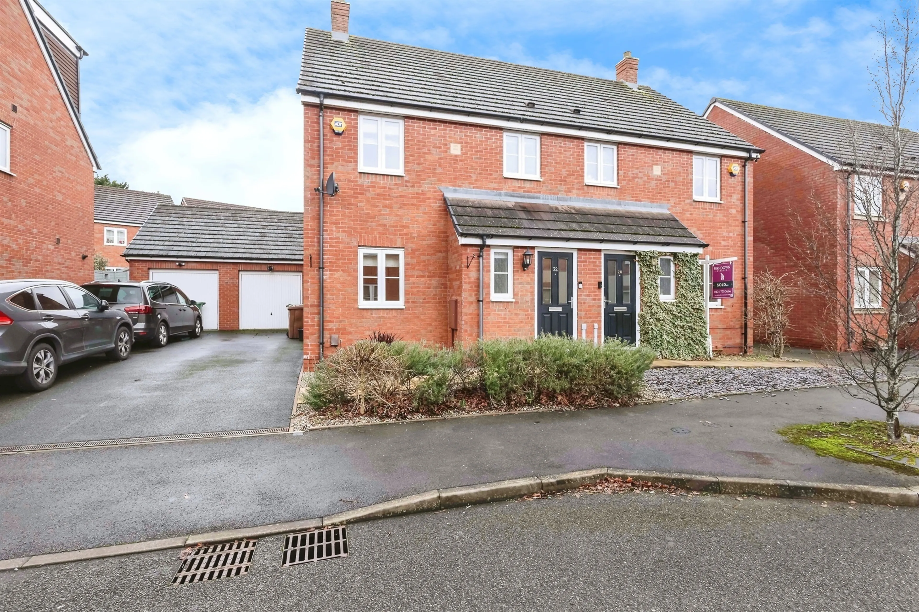 Property photo 0