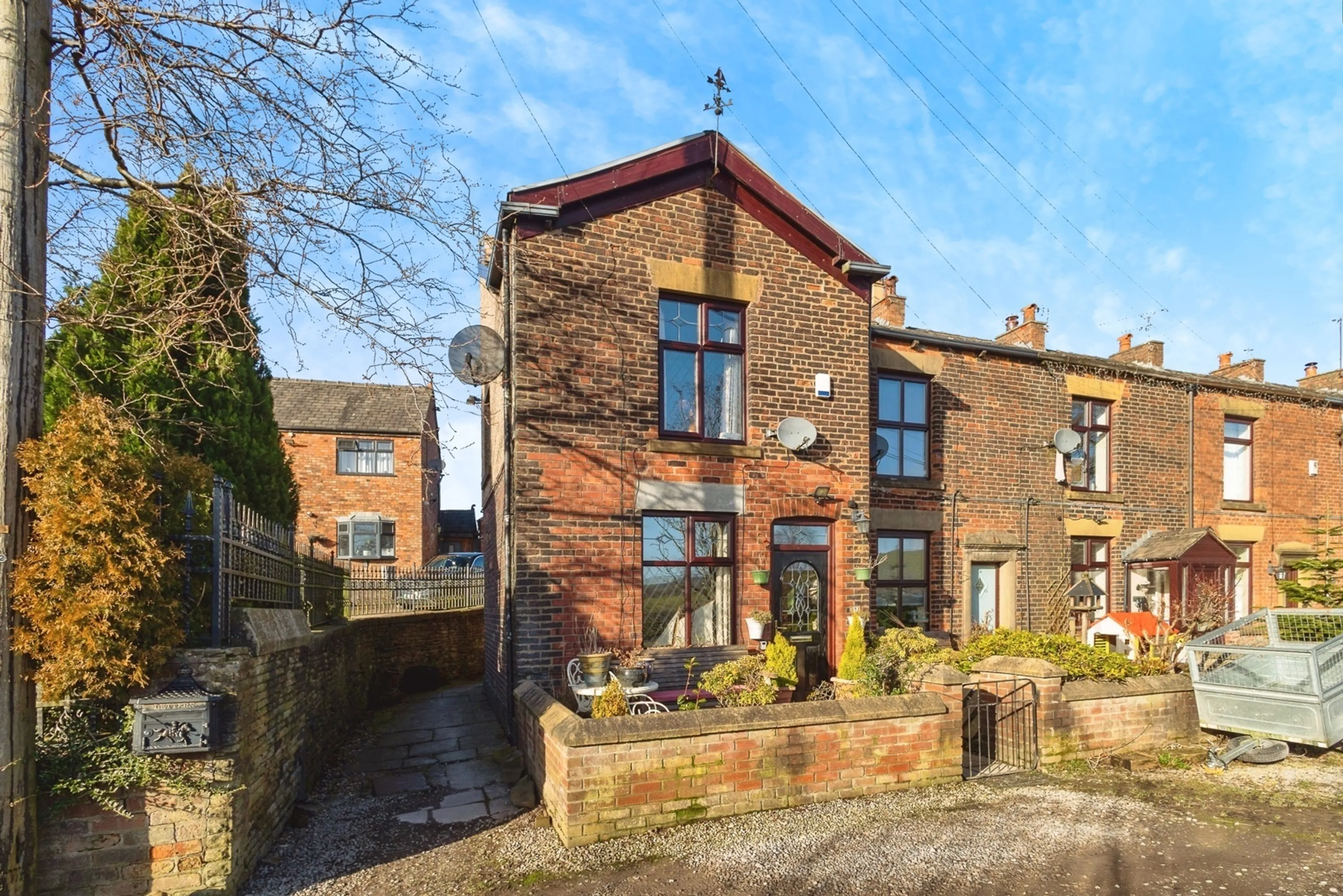 Property photo 0