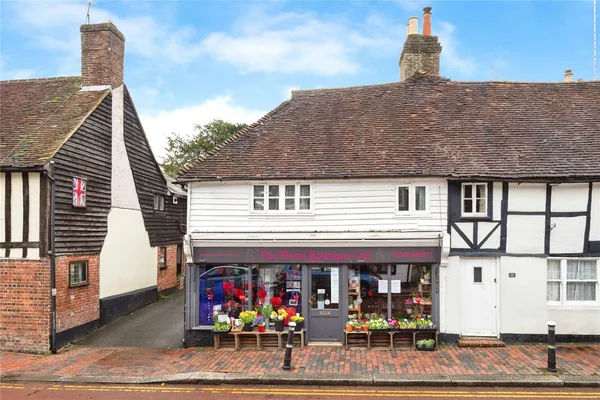 High Street, Robertsbridge, East Suss...