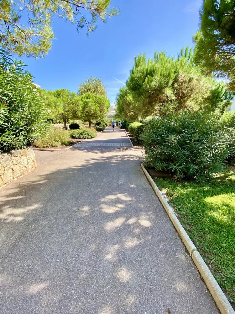 Antibes, 06160, France