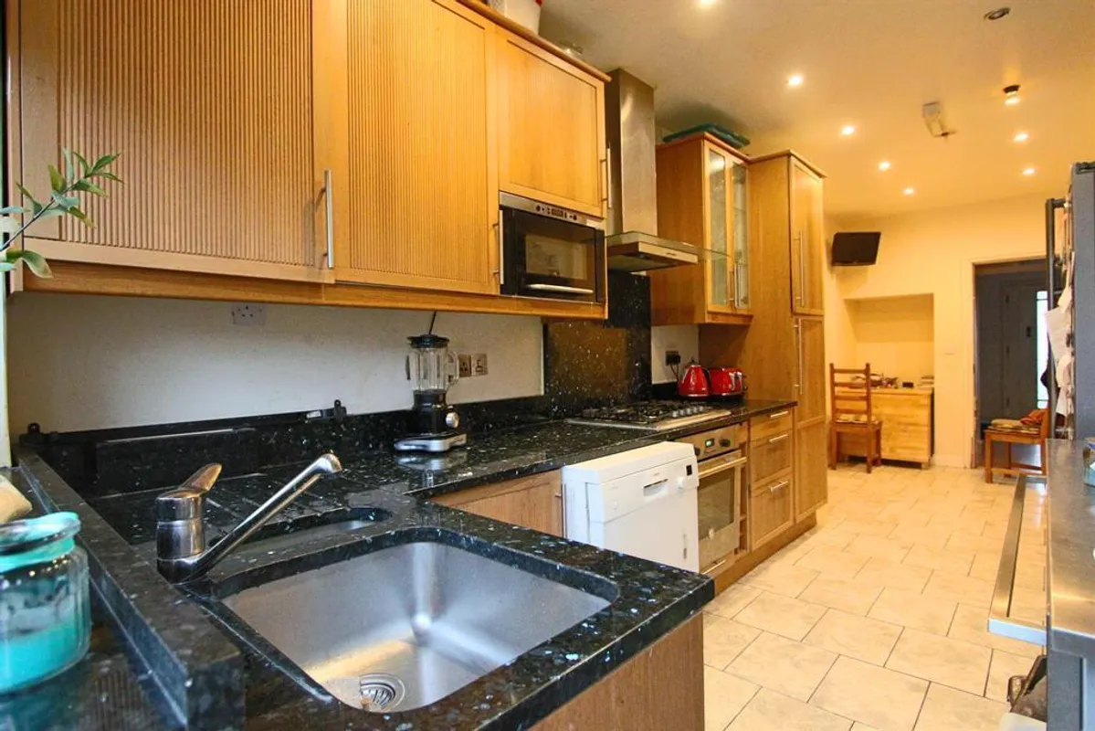 Uxendon Crescent, Wembley, HA99TW