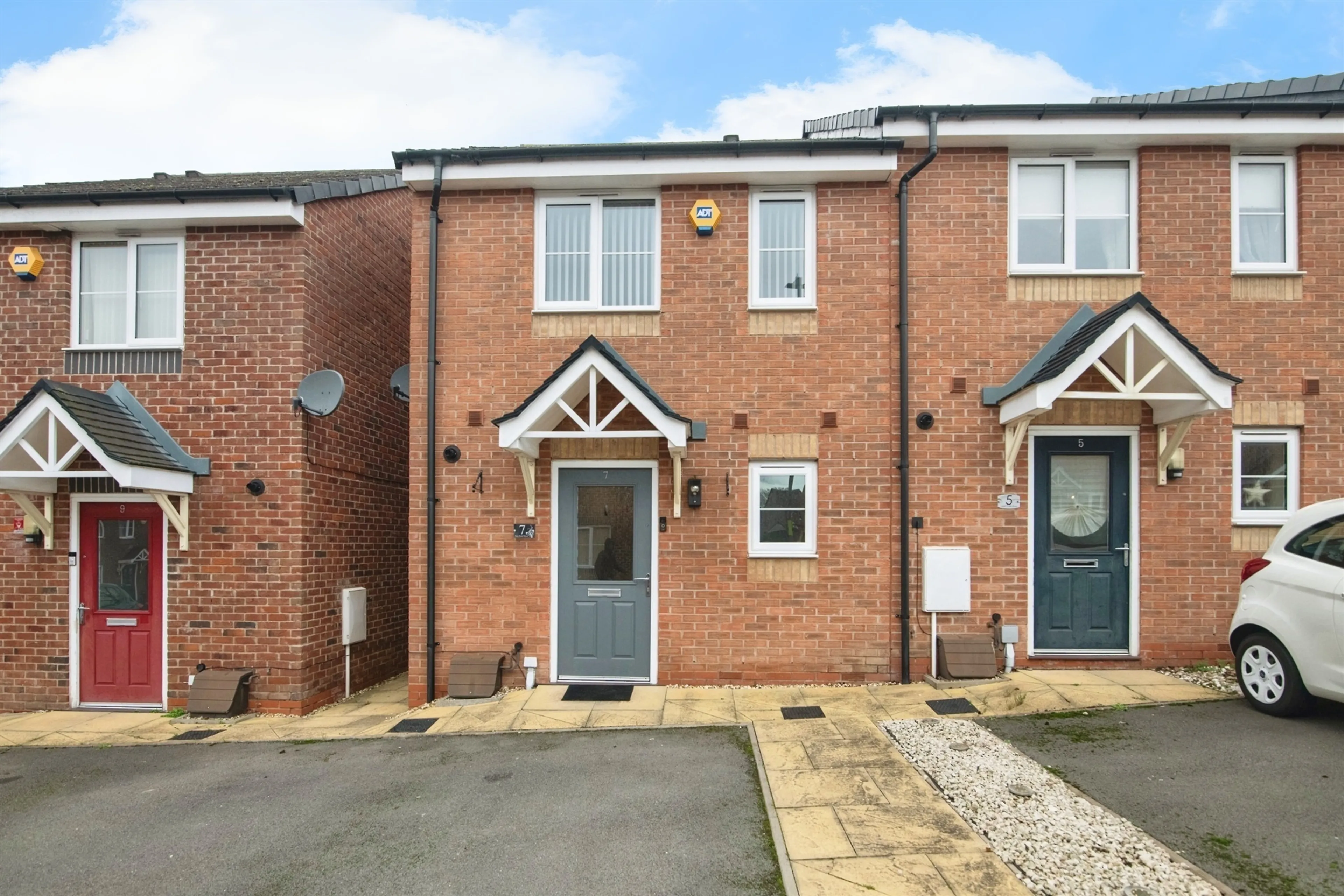 Property photo 0