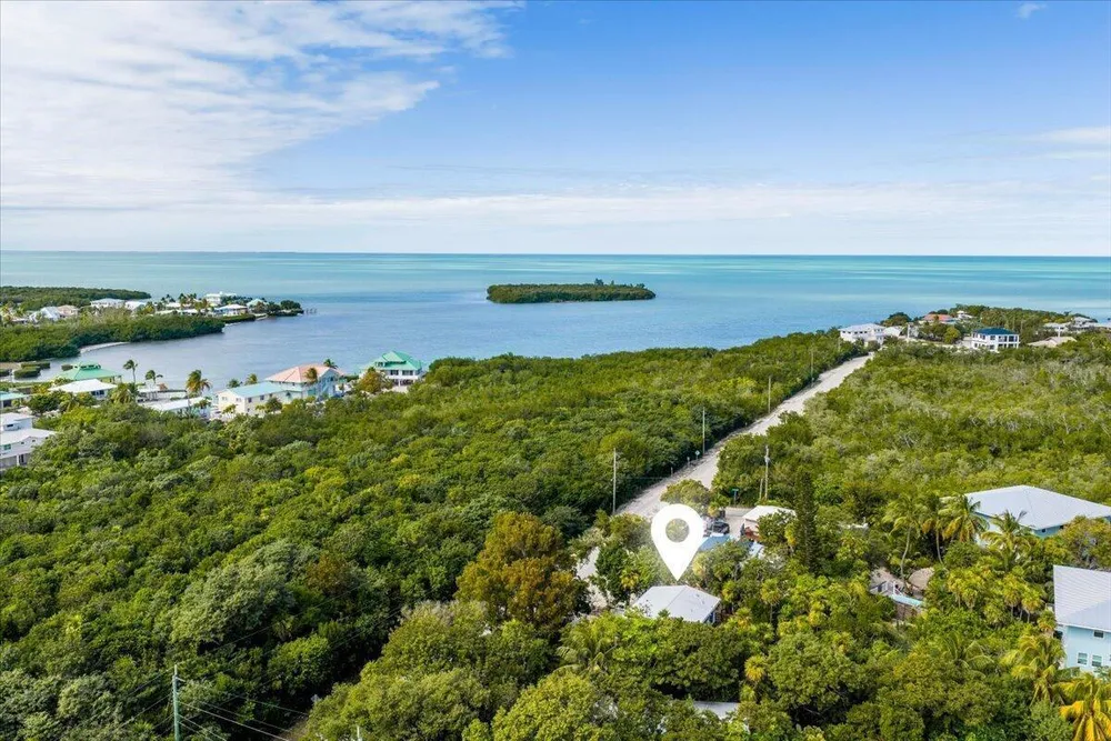 22 Stirrup Key Rd, Marathon, FL 33050