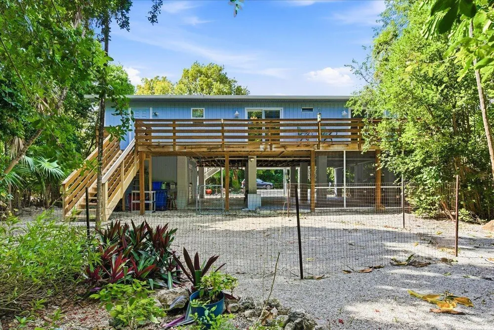 22 Stirrup Key Rd, Marathon, FL 33050