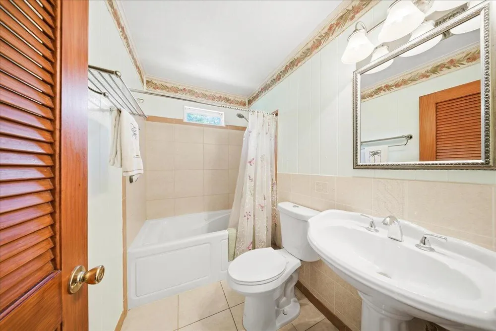 22 Stirrup Key Rd, Marathon, FL 33050