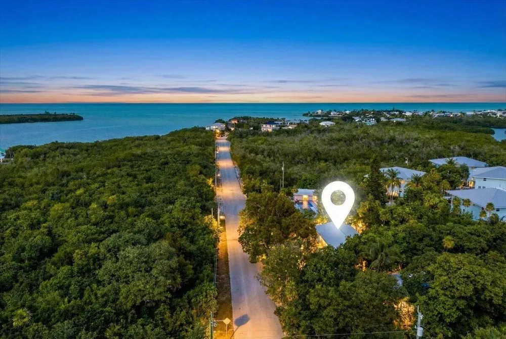 22 Stirrup Key Rd, Marathon, FL 33050