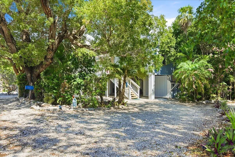 22 Stirrup Key Rd, Marathon, FL 33050