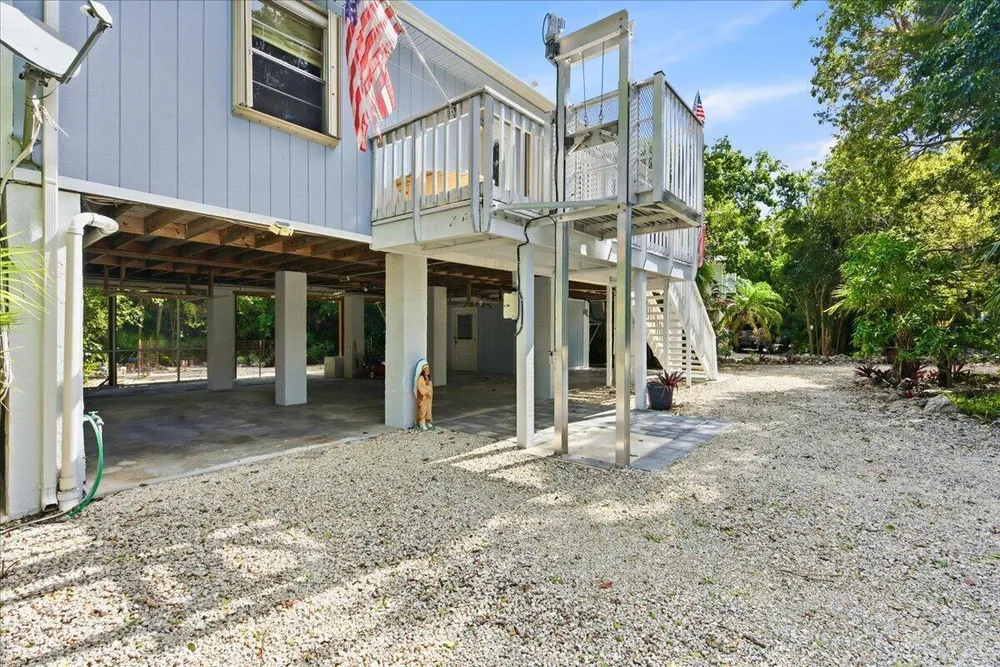 22 Stirrup Key Rd, Marathon, FL 33050