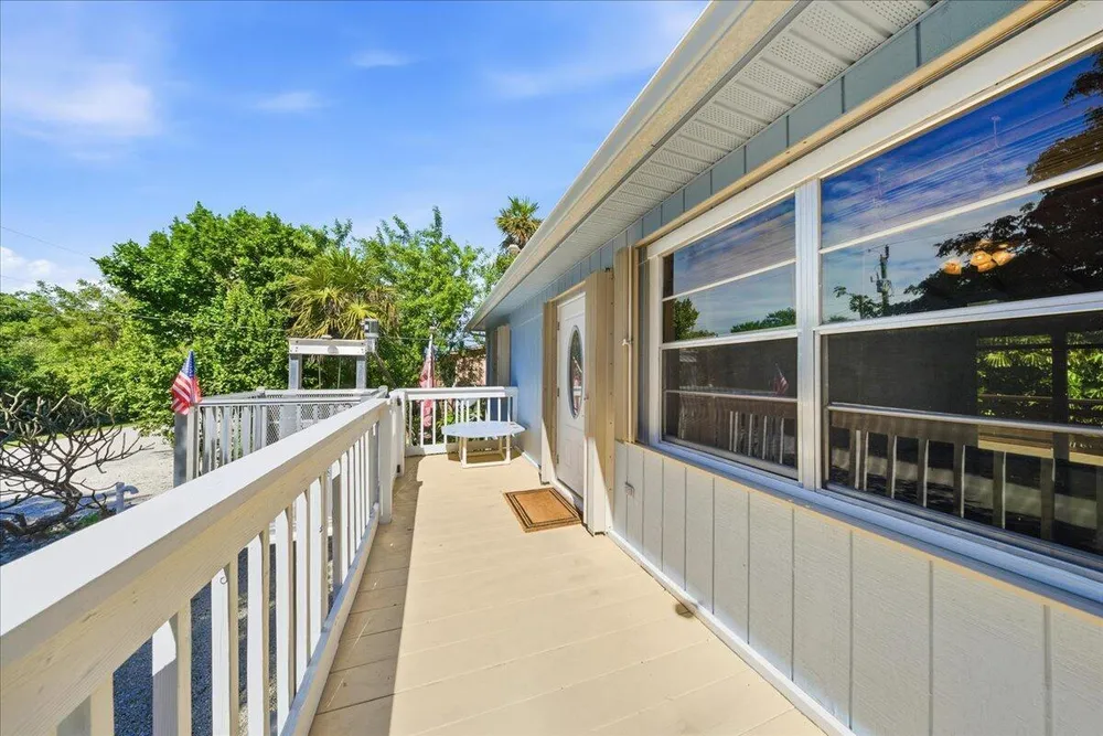22 Stirrup Key Rd, Marathon, FL 33050