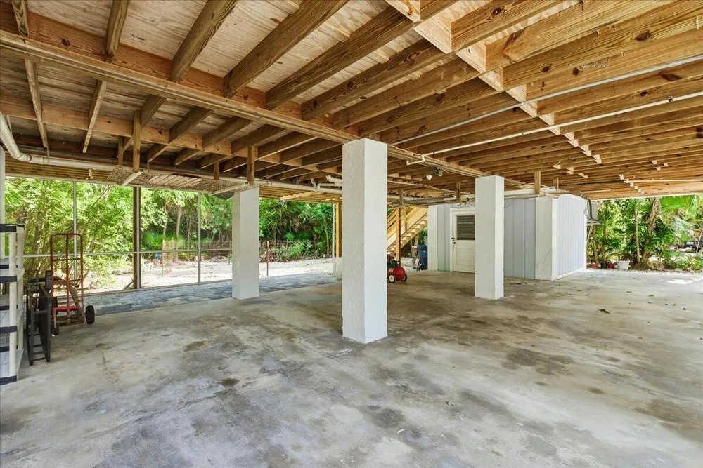 22 Stirrup Key Rd, Marathon, FL 33050