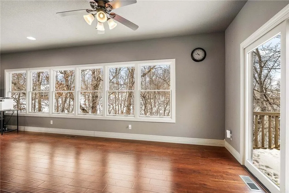 24 Kirkliston Ln, Bella Vista, AR 72715