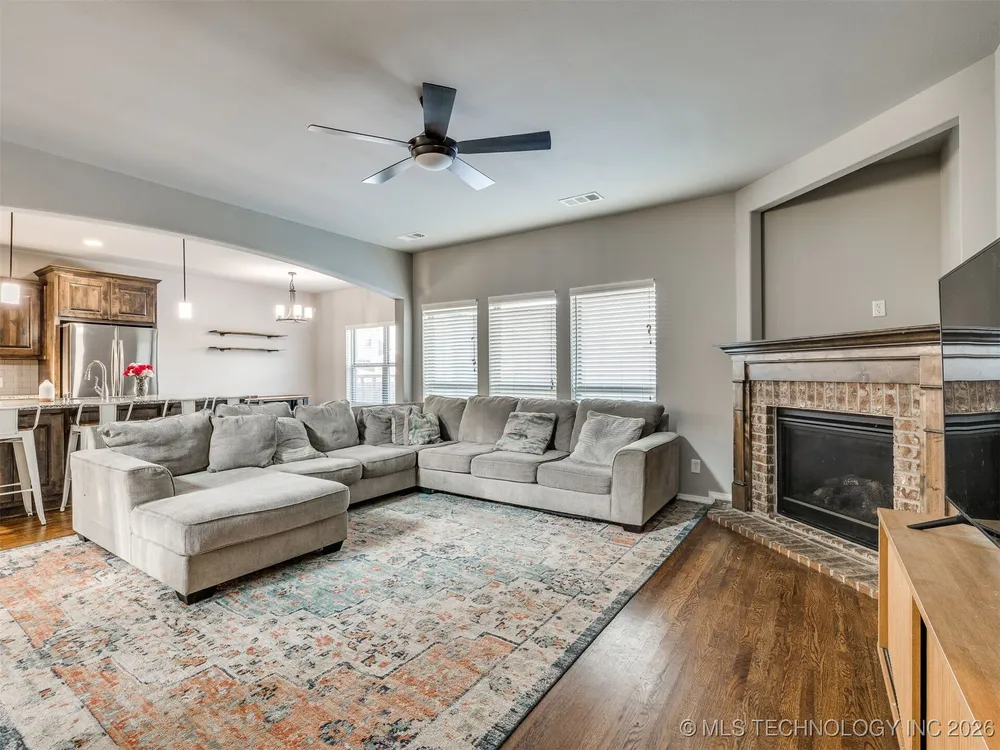 3357 S 207th East Ave, Broken Arrow, OK 74014